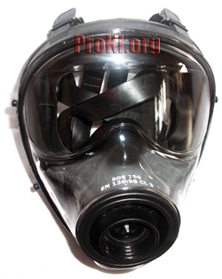 SGE 150 gas mask features a drinking system and full polycarbonate face shield